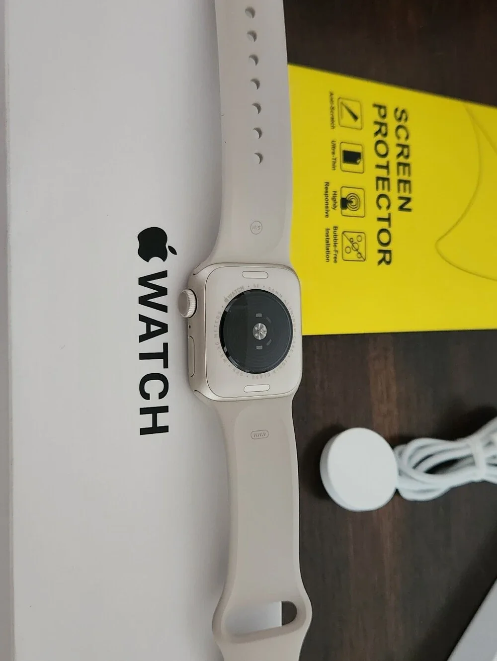NEW Apple Watch SE - Beige band